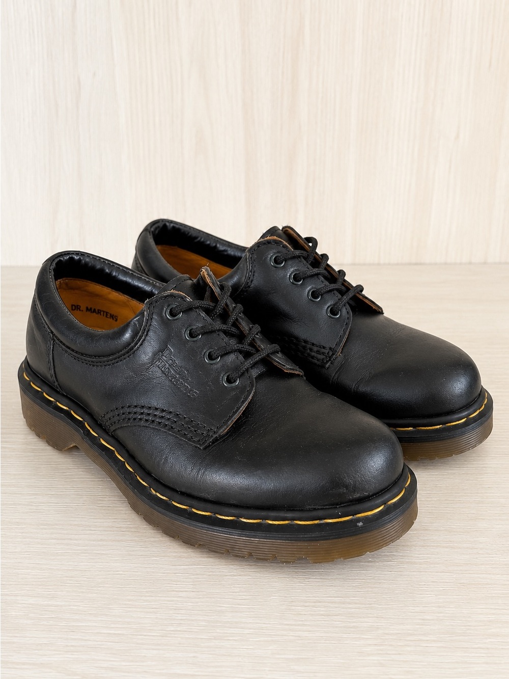 Vintage Dr. Martens Made in England Black Leather 5-Eye Oxford Shoes UK 5/ US 7